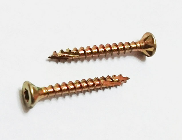 CHIPBOARD SCREW/FLAT HEAD